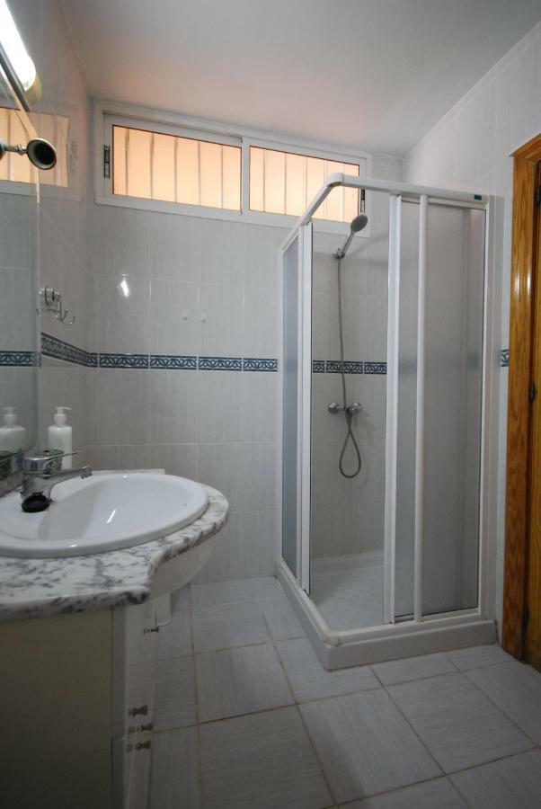 Cozy Apartment With First Line Seaview In Perfect Location, Near The Marina Benalmádena Eksteriør billede