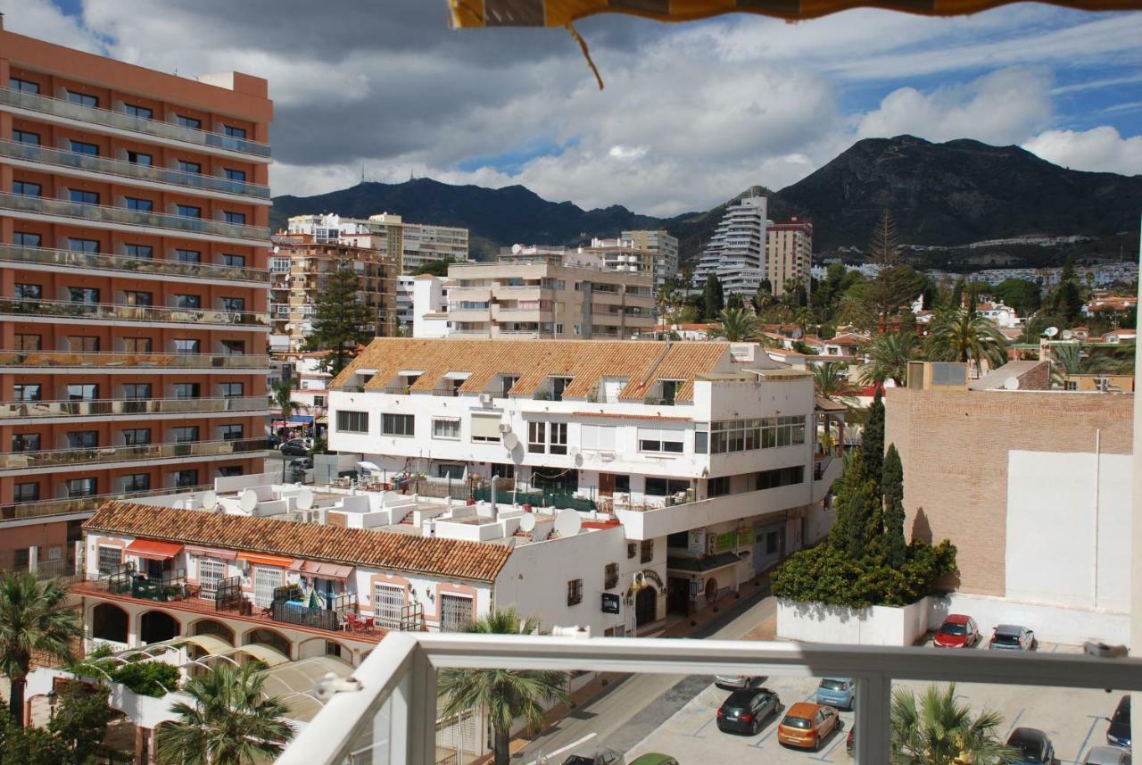 Cozy Apartment With First Line Seaview In Perfect Location, Near The Marina Benalmádena Eksteriør billede